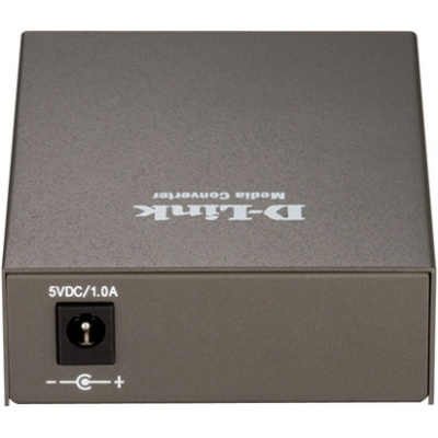 �������������� D-Link DMC-F02SC/A1A 10BASE-T/100BASE-TX to 100BASE-FX