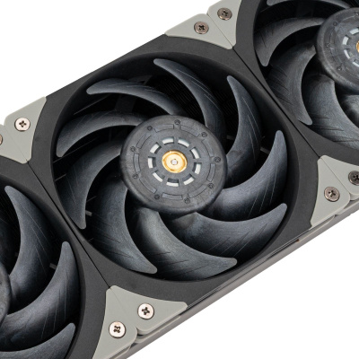 ������� ����������� ���������� Silverstone XE360PD (G53XE360PD00020)